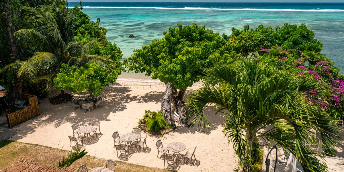 Crown Beach Hotel