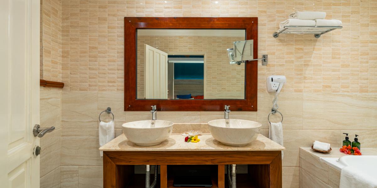 Crown Beach Hotel - Camera Familiare Vista Montagna