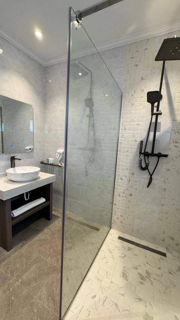 Foto 93: Crown Beach Hotel - Mahé (Seychellen)