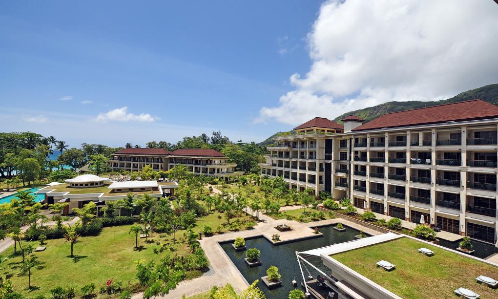 Savoy Resort & Spa - Deluxe Grand Vista Piscina