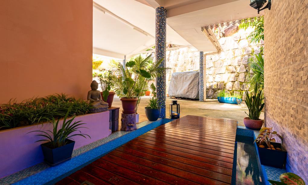 Glacis Heights Villa