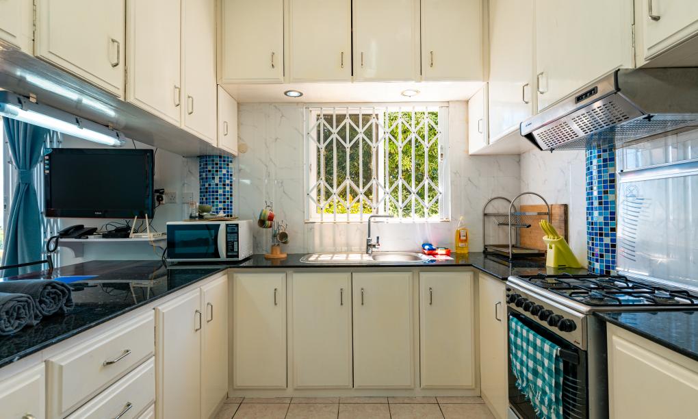 Glacis Heights Villa - 1-Bedroom Apartment