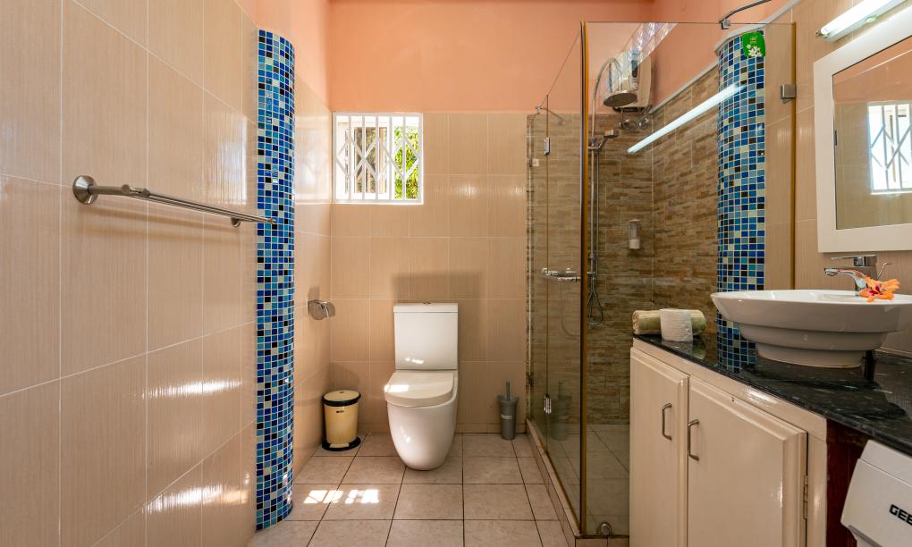 Glacis Heights Villa - 1-Bedroom Apartment