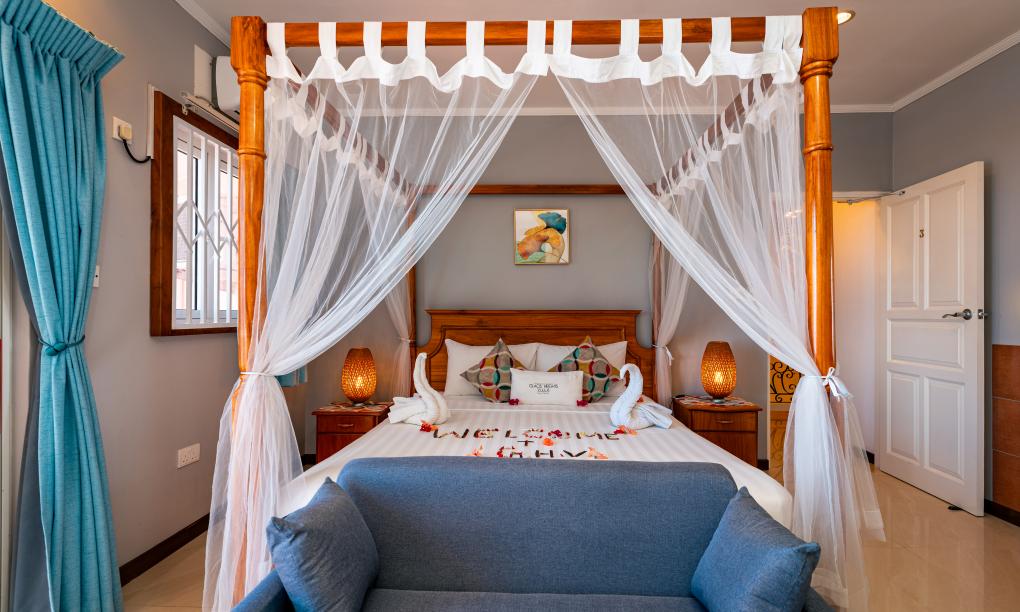 Glacis Heights Villa - Executive Deluxe