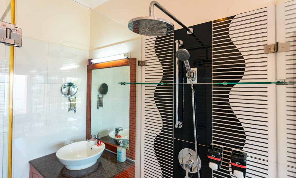 Glacis Heights Villa - Executive Deluxe