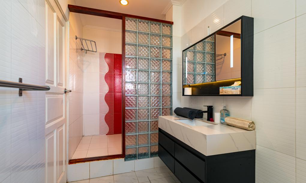 Glacis Heights Villa - Standard