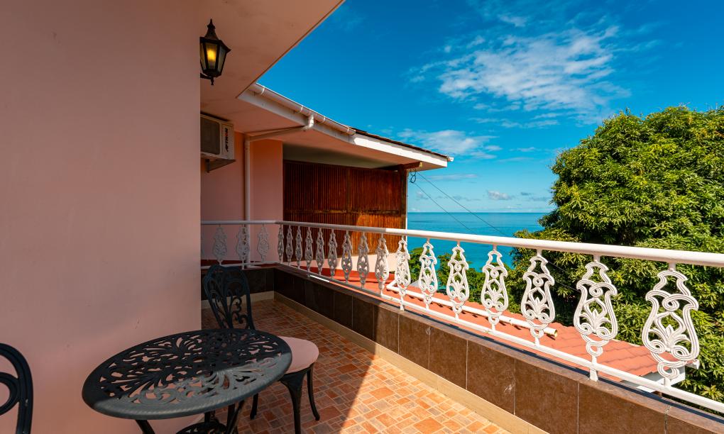 Glacis Heights Villa - Superior Double