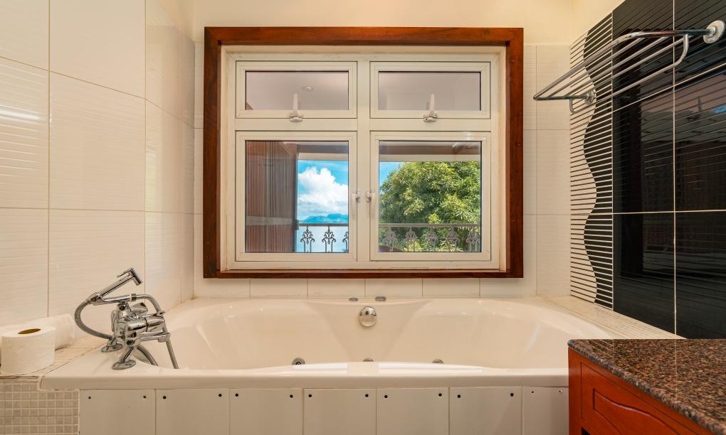 Glacis Heights Villa - Superior Deluxe