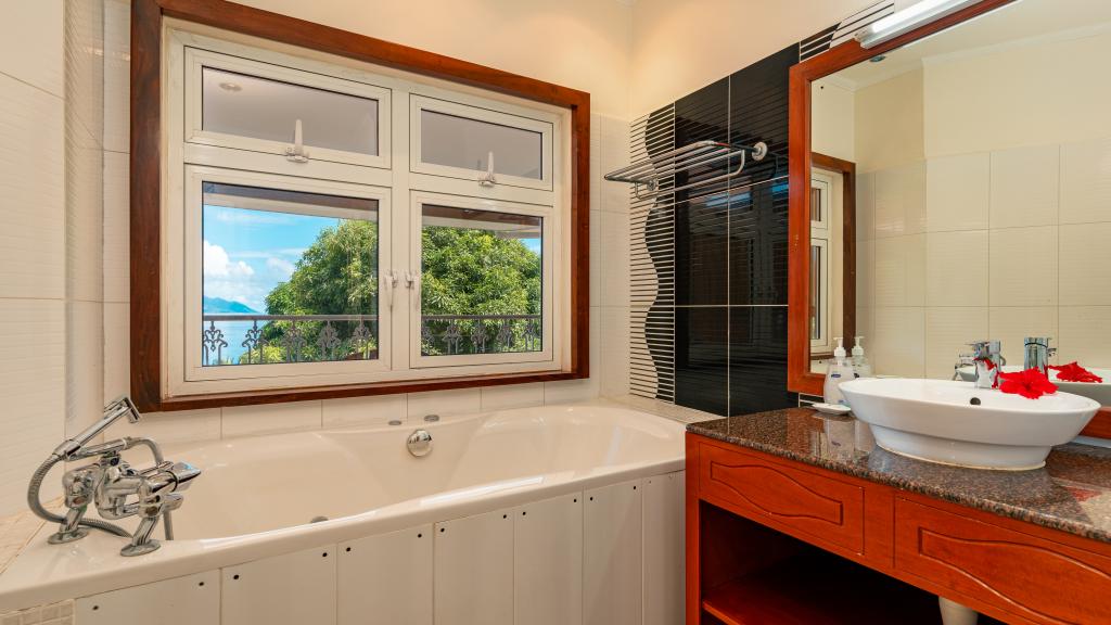 Foto 111: Glacis Heights Villa - Mahé (Seychellen)