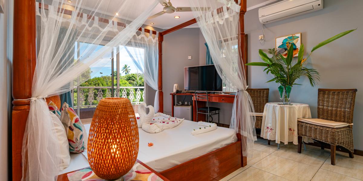 Glacis Heights Villa - Superior Double