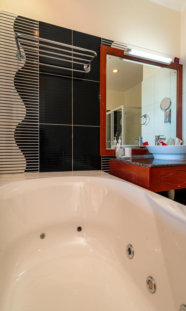 Glacis Heights Villa - Superior Deluxe