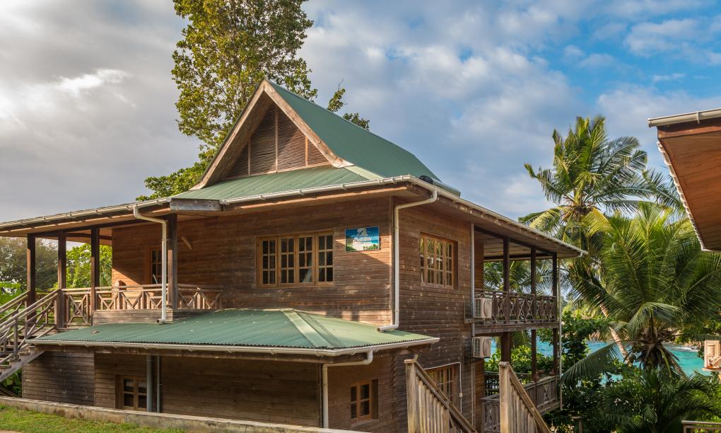 L'Ilot Beach Chalets