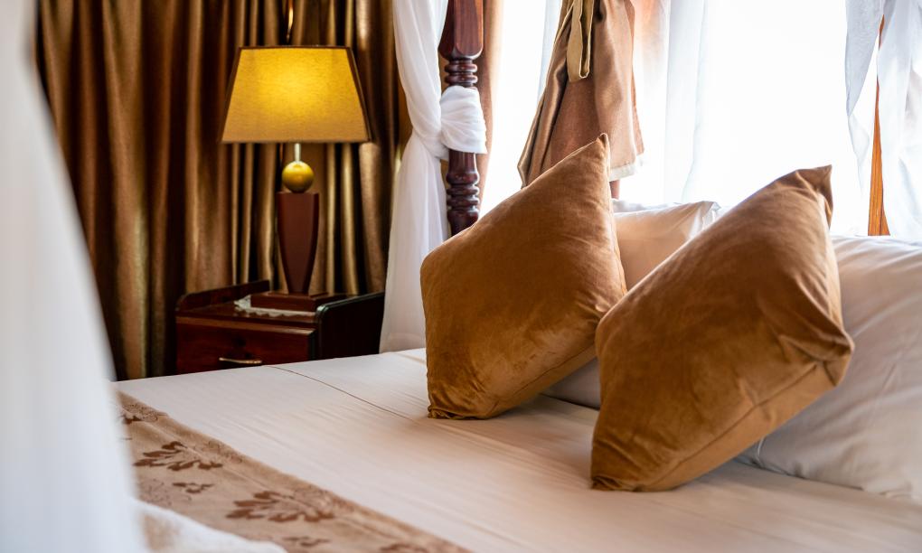 Carana Hilltop Villa - Mansardenzimmer