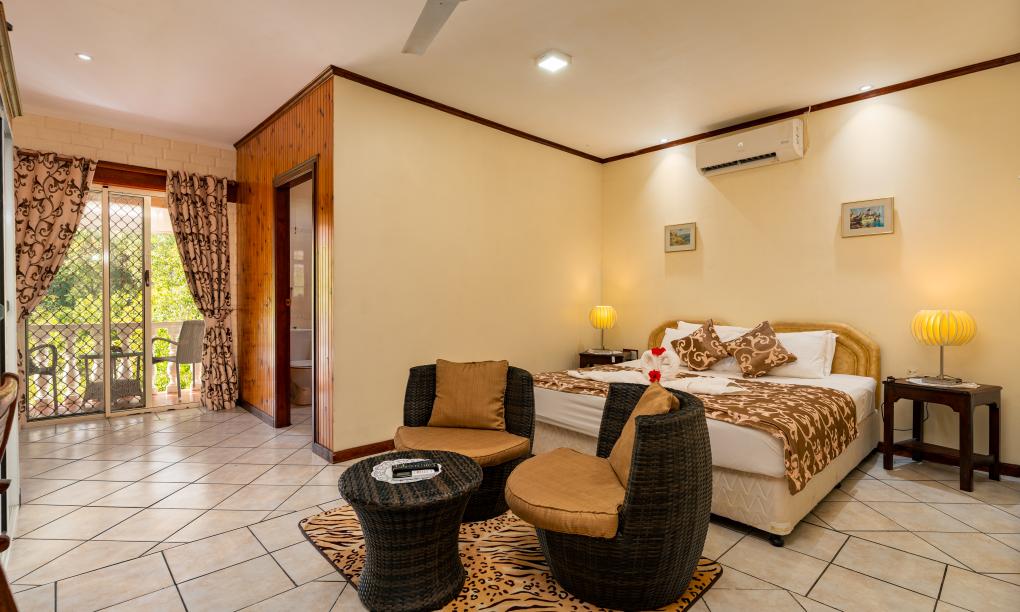 Carana Hilltop Villa - Whole Villa