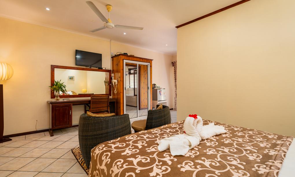 Carana Hilltop Villa - Whole Villa