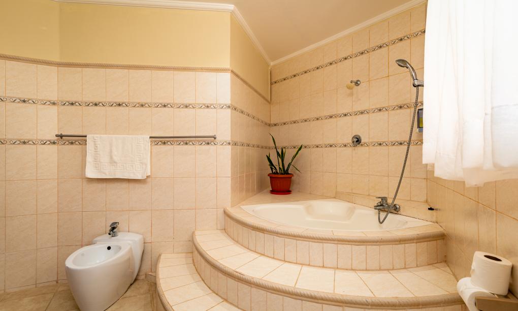 Carana Hilltop Villa - Großes Superior-Zimmer