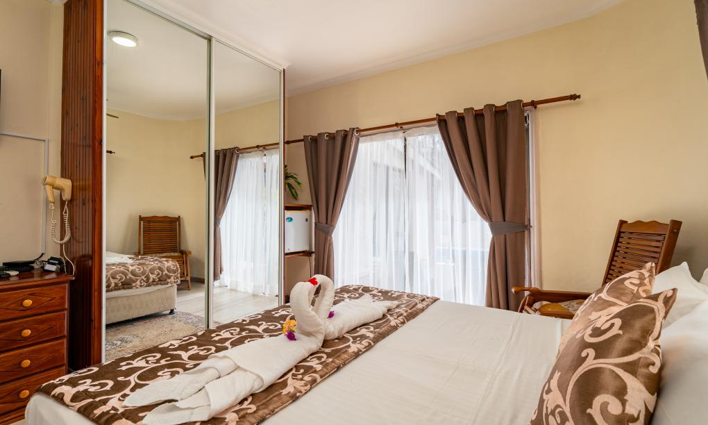 Carana Hilltop Villa - Standardzimmer