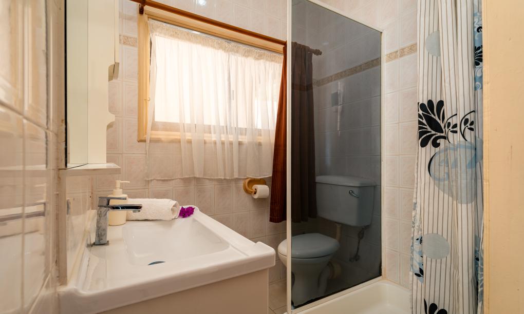 Carana Hilltop Villa - Family Villa