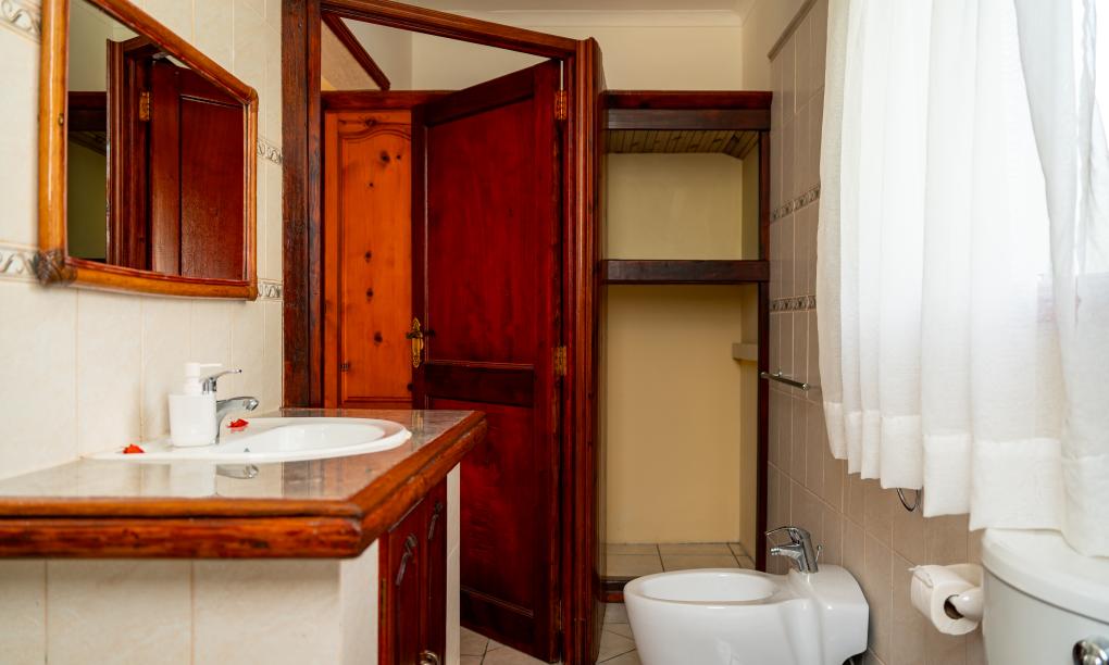 Carana Hilltop Villa - Standardzimmer