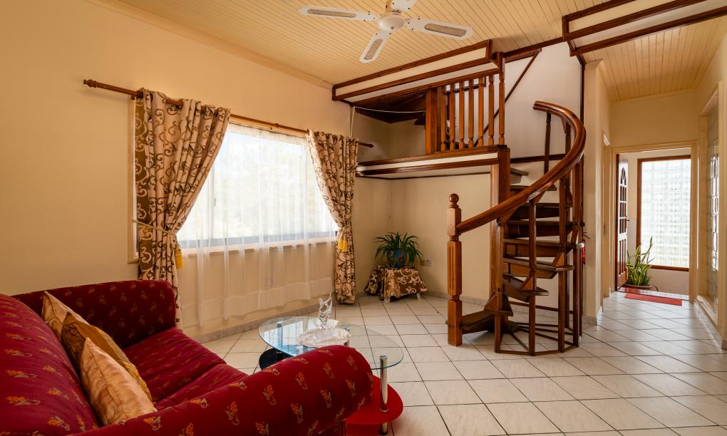 Carana Hilltop Villa - Whole Villa