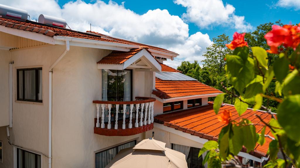 Foto 106: Carana Hilltop Villa - Mahé (Seychellen)