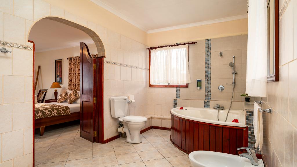 Foto 40: Carana Hilltop Villa - Mahé (Seychellen)