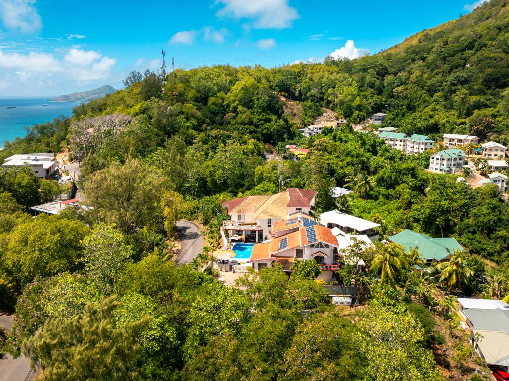 Carana Hilltop Villa - Foto 3