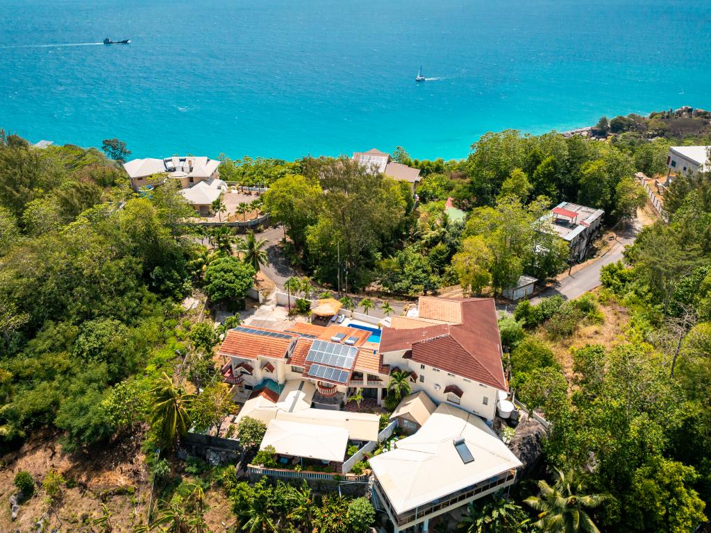 Carana Hilltop Villa - Foto 5