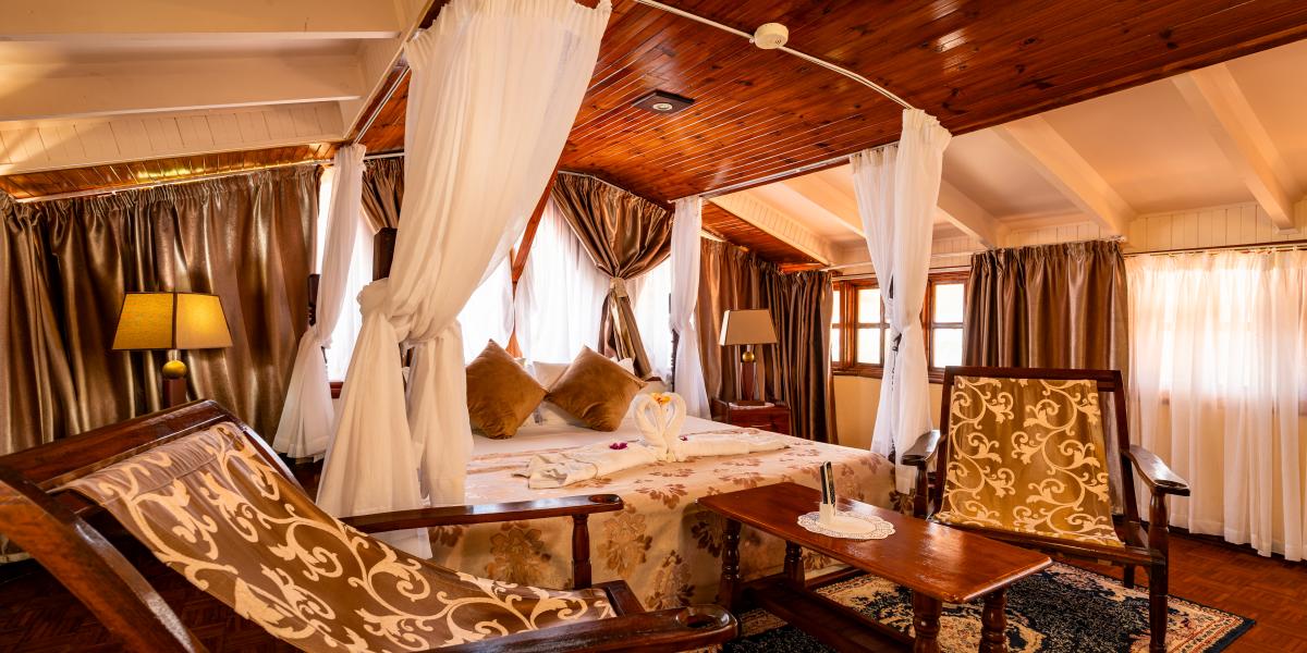 Carana Hilltop Villa - Family Villa