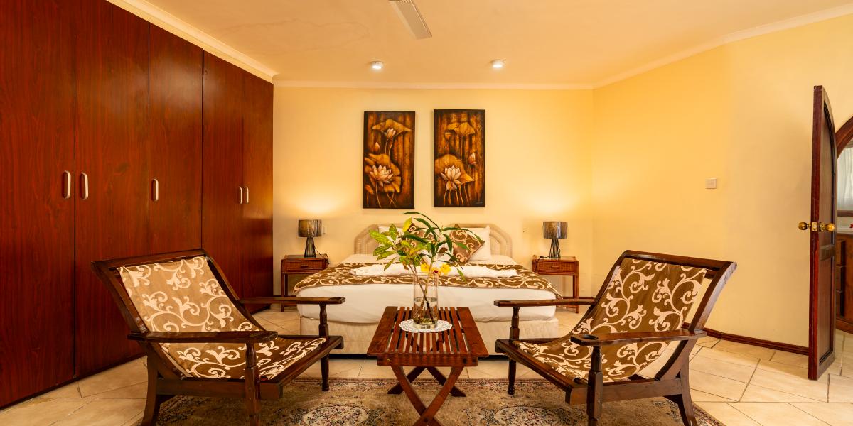 Carana Hilltop Villa - Whole Villa