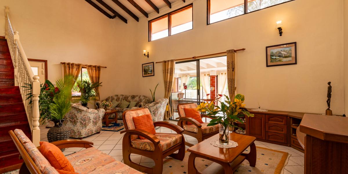 Carana Hilltop Villa - Whole Villa