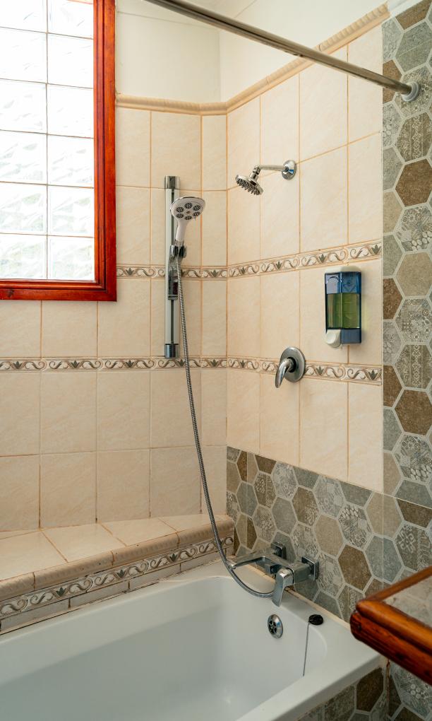 Carana Hilltop Villa - Standardzimmer