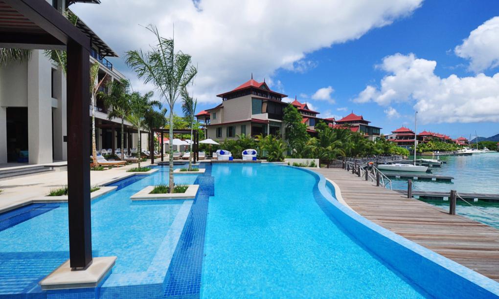 Eden Bleu Hotel