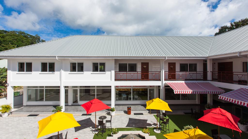 Photo 2: The Old School Self Catering - Praslin (Seychelles)