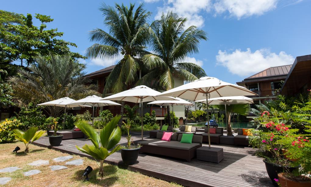 Dhevatara Beach Hotel