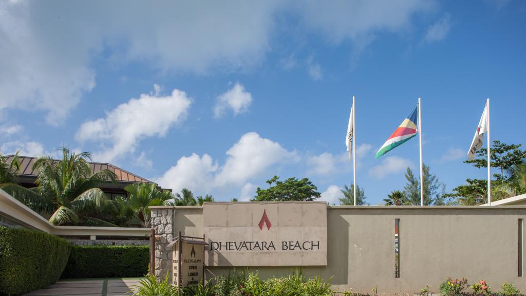 Foto 5: Dhevatara Beach Hotel - Praslin (Seychellen)
