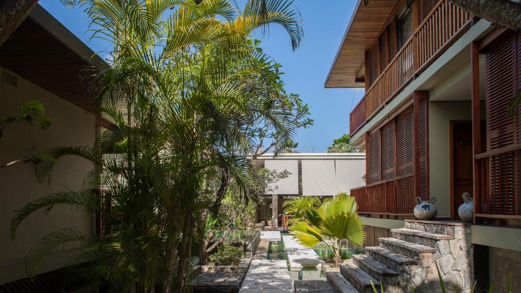 Foto 9: Dhevatara Beach Hotel - Praslin (Seychellen)