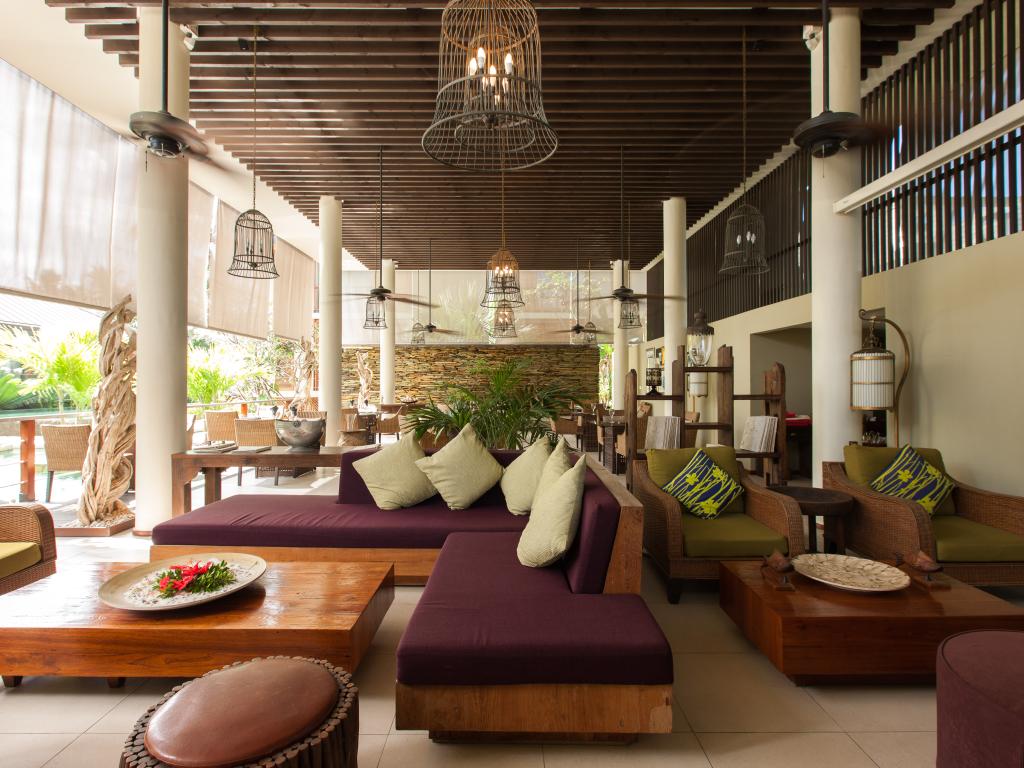 Dhevatara Beach Hotel - Photo 8