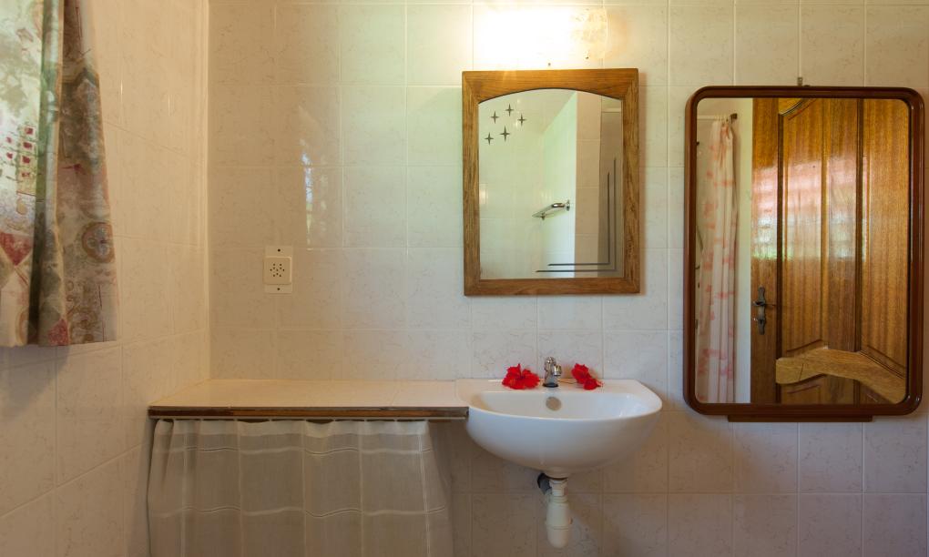 Le Relax St. Joseph Guest House - Superior Room