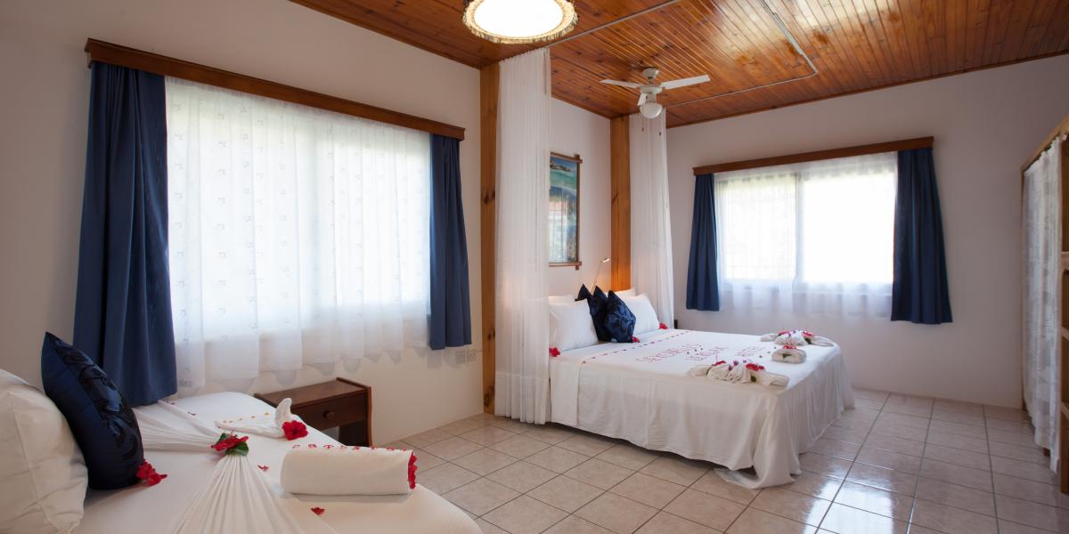 Le Relax St. Joseph Guest House - Family Room