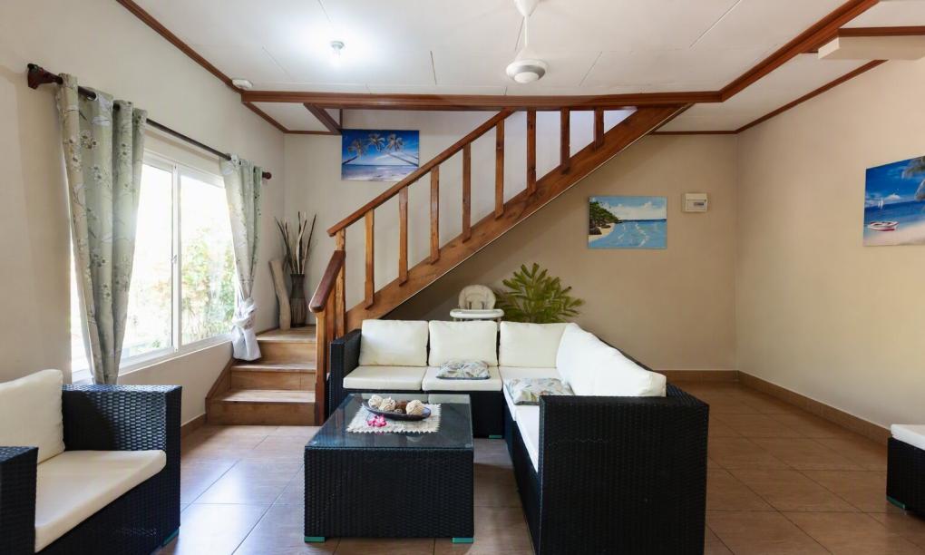 Island Bungalow - Bungalow Francipagne