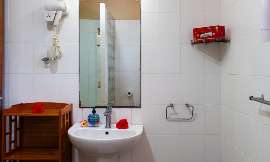 La Kaz Safran - Dreibettzimmer mit Balkon