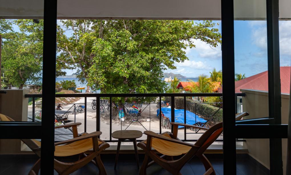 La Kaz Safran - Dreibettzimmer mit Balkon