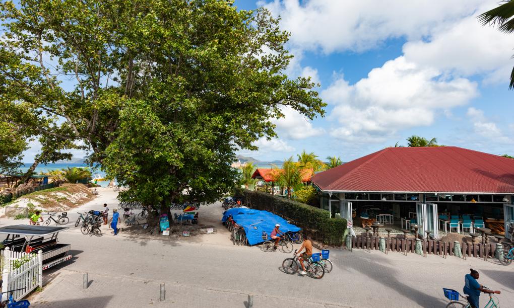 La Kaz Safran - Dreibettzimmer mit Balkon