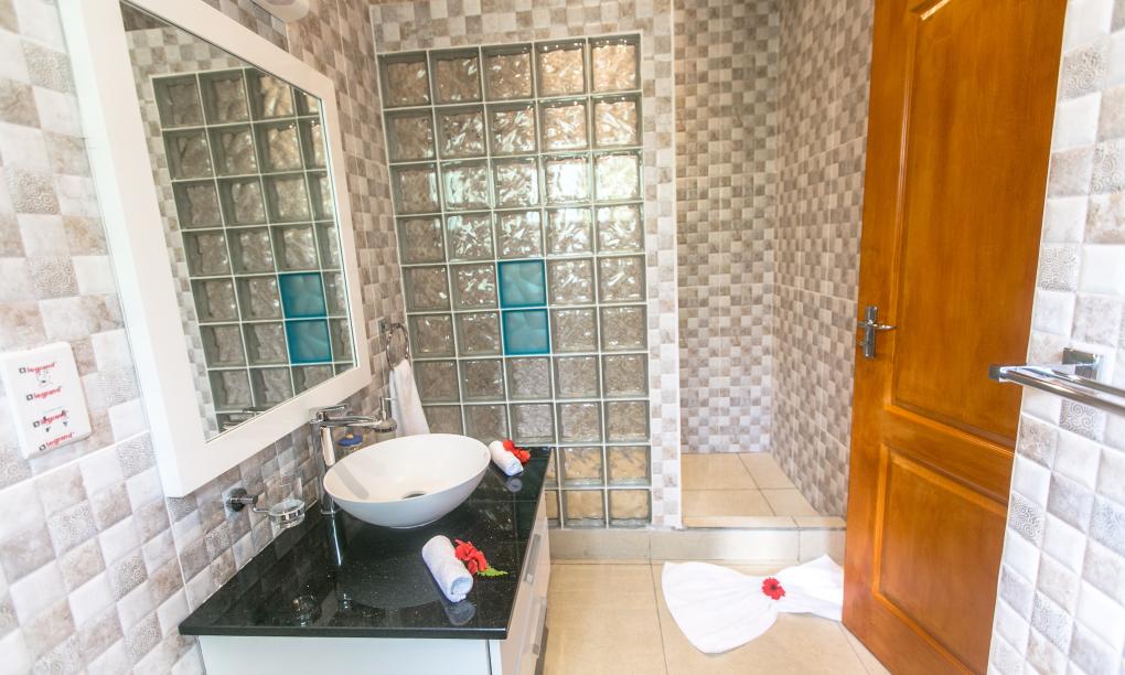 Pension Fidele - Koko ver & Koko rouz Apartments