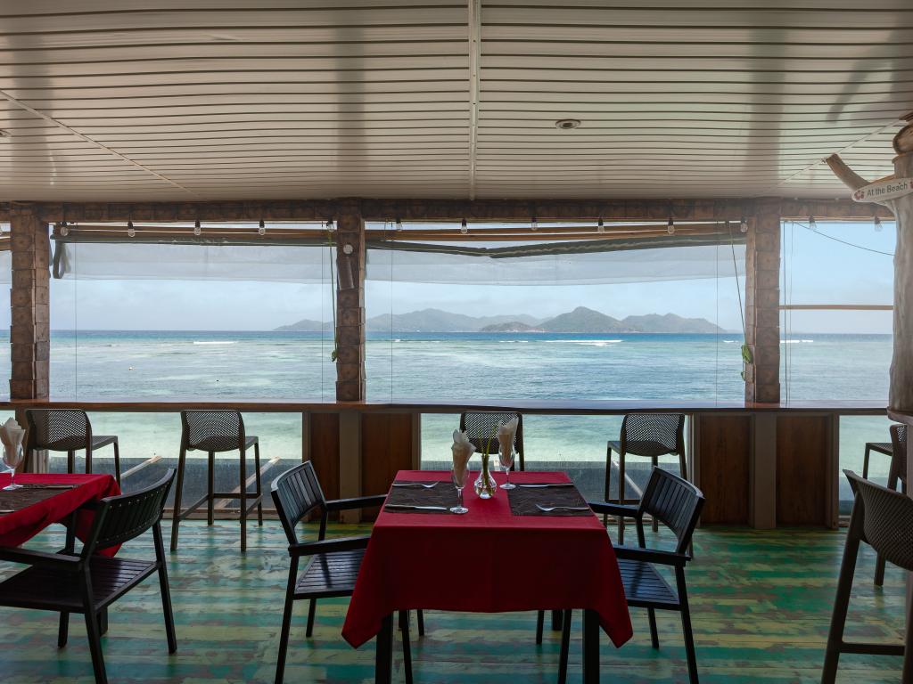 Marie-France Beach Front Apartments - Foto 8