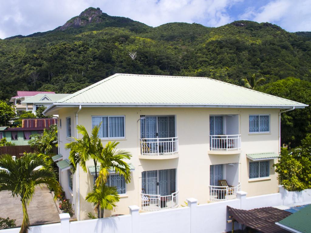 Ocean View Guest House - Photo 3