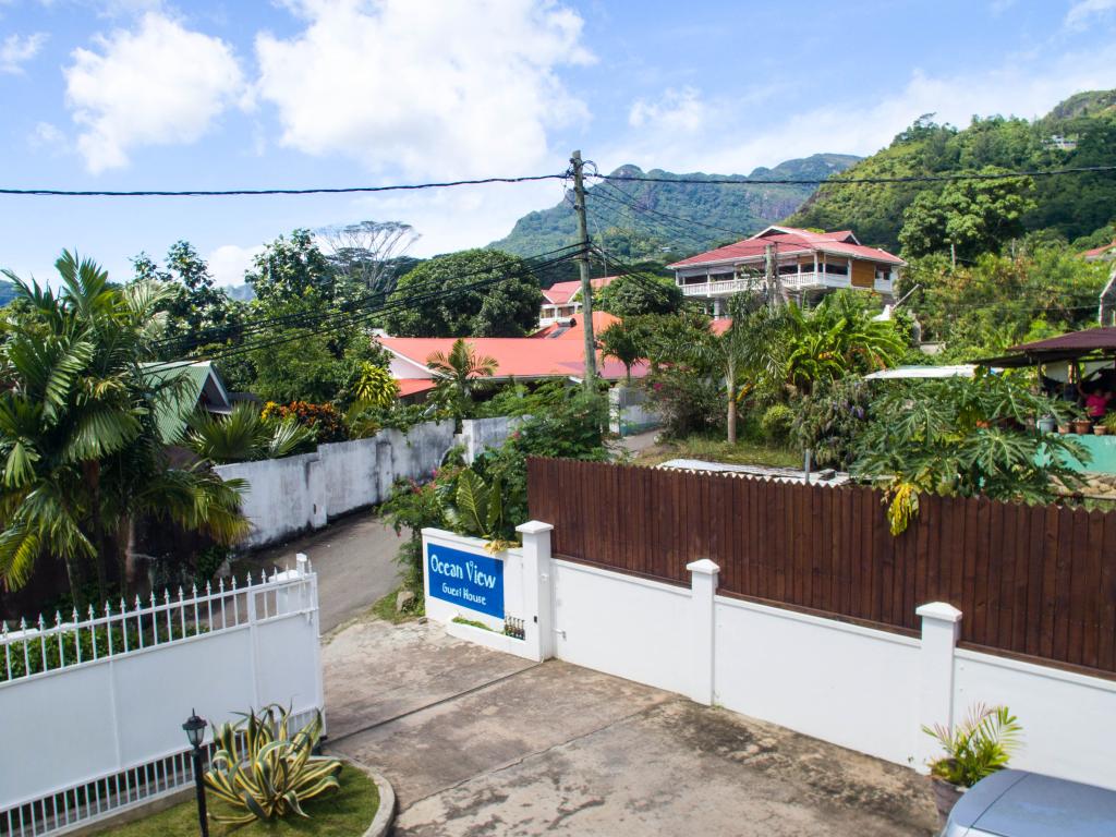 Ocean View Guest House - Photo 6