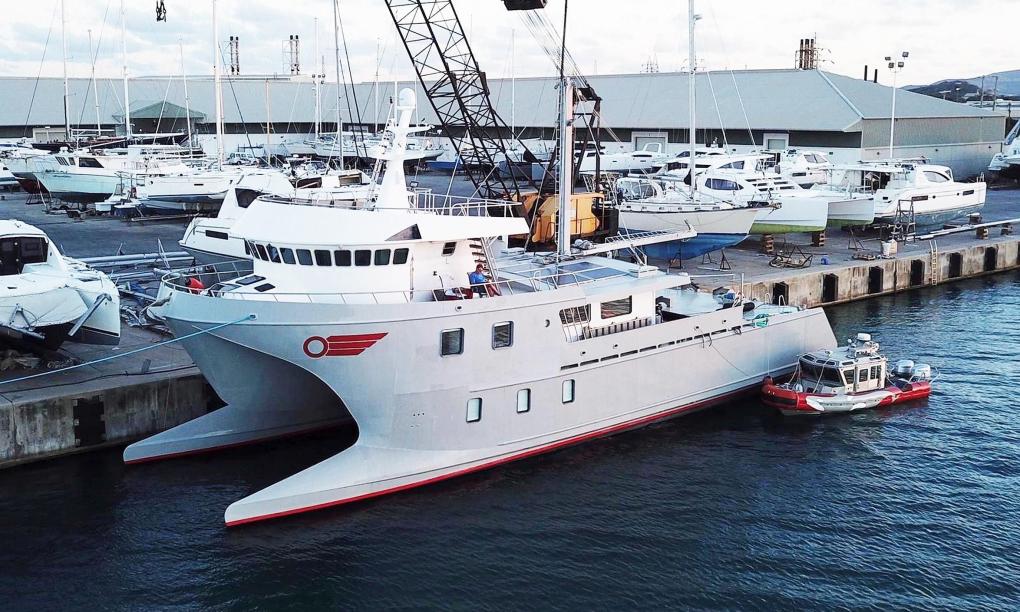 Silhouette Aldabra Expeditions