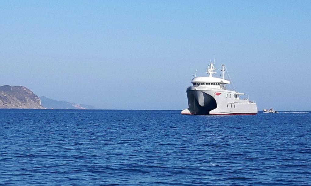 Silhouette Aldabra Expeditions